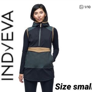 Indyeva Cangur Women's Black & Olive Hooded Vest Wind Resistant
